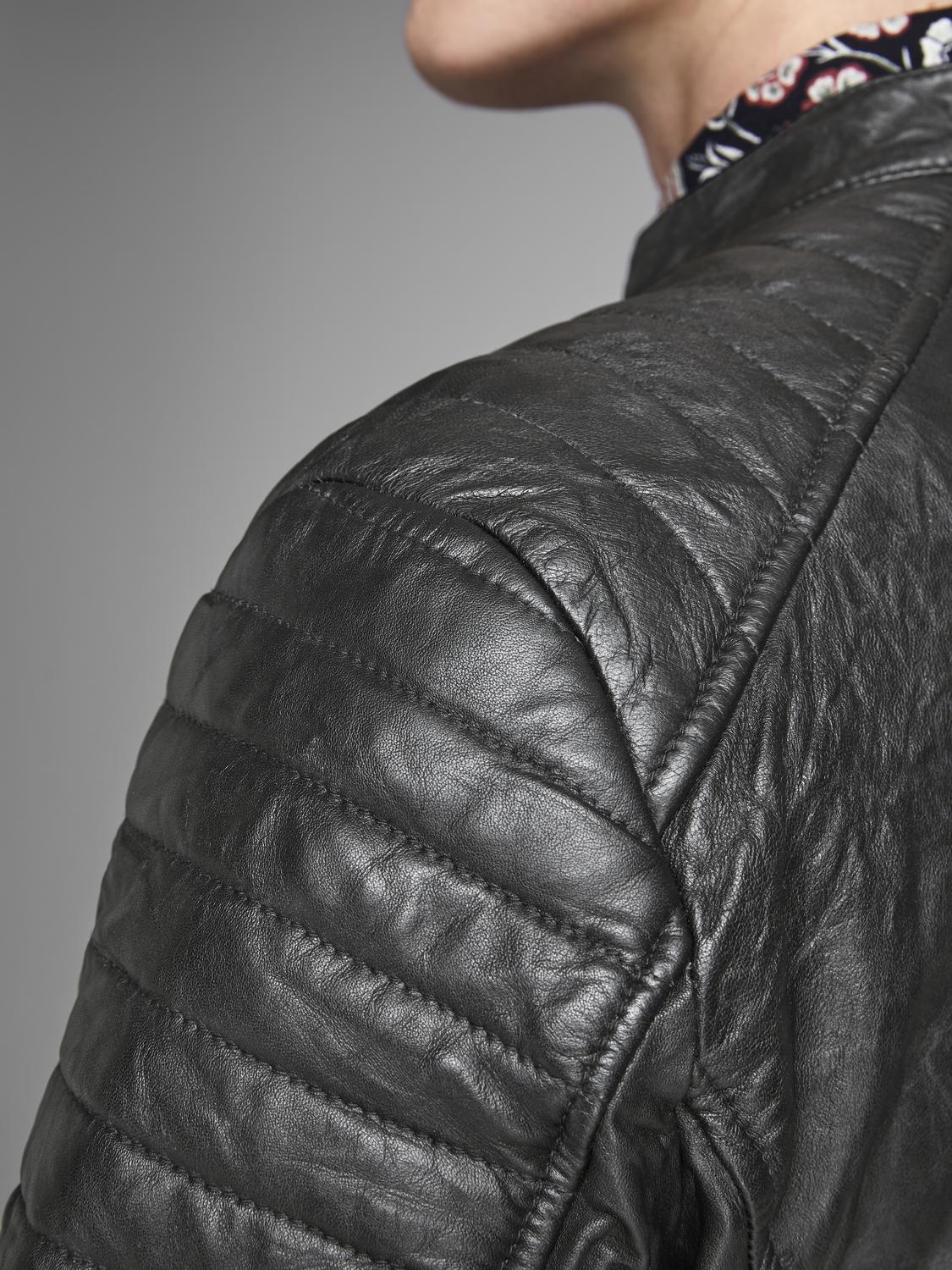 model_shot-detail